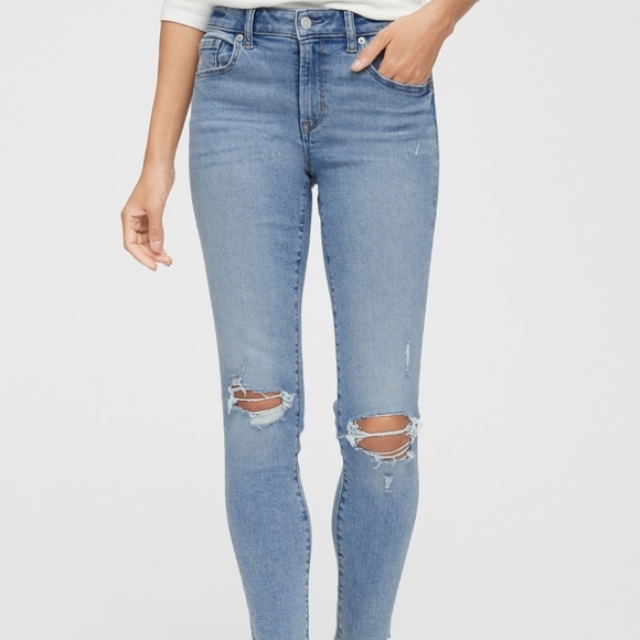 GAP Denim - NWT GAP Mid Rise Destructed Universal Leggings